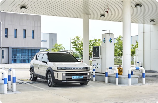 Hyundai’s new hydrogen car gains traction, but global market stalls