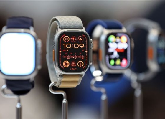 apple-sues-former-employee,-accuses-him-of-passing-apple-watch-secrets-to-oppo