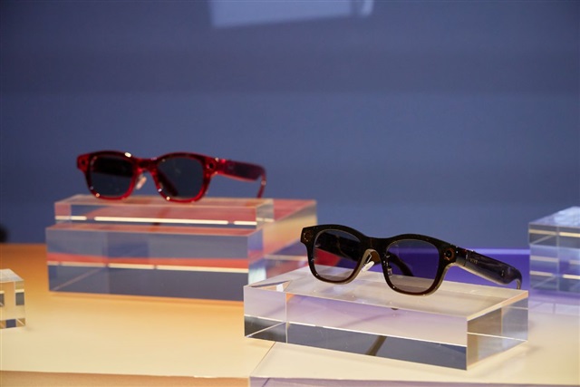 Taiwan’s optical makers bet on AI wearables, but profits remain out of sight