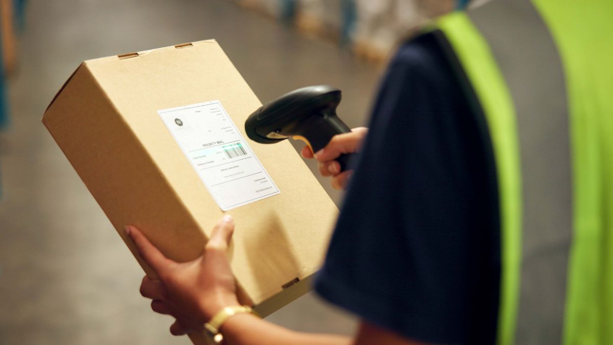 de-minimis-to-be-eliminated-on-friday-leading-to-several-shipping-delays