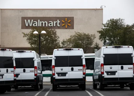 walmart-posts-50%-leap-in-us-store-fulfilled-delivery-sales