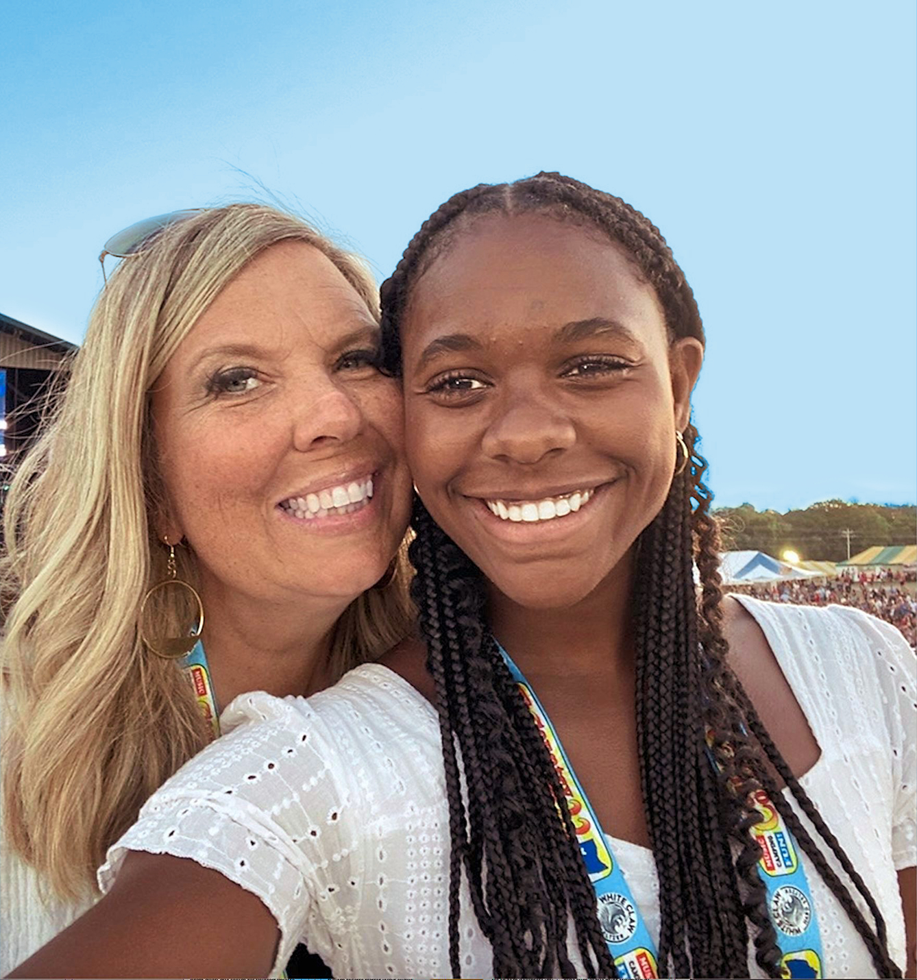 A Mom’s Dying Words Saved Heather’s Life—Now She’s Delivered a Million Meals to Cancer Fighters