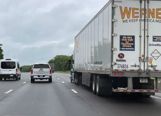werner-enterprises-employs-ai-to-combat-cargo-theft