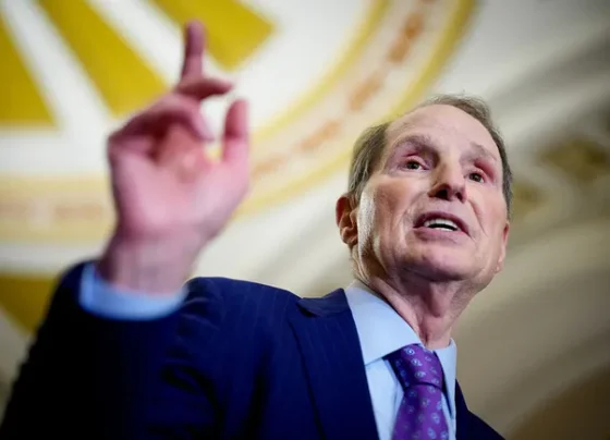 wyden-urges-ftc-to-investigate-microsoft-over-ascension-cyberattack