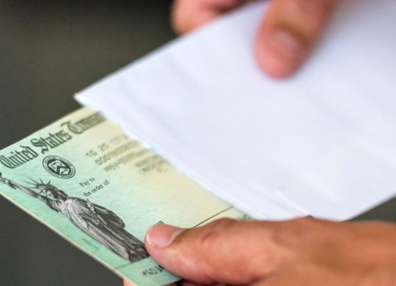 inflation-refund-checks-are-coming!-here’s-who-will-get-them