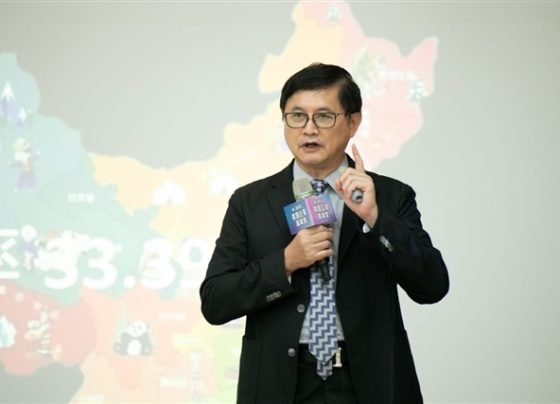 pegatron’s-th-tung-highlights-three-challenges-in-global-economic-turmoil