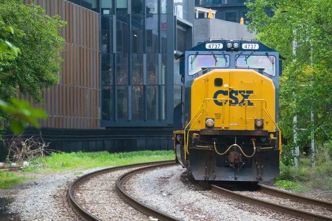 CSX, CN agree to develop intermodal service into Tennessee