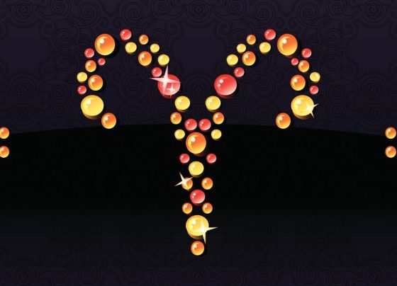 your-venus-in-virgo-2025-horoscope-is-here-&-it’s-all-about-love
