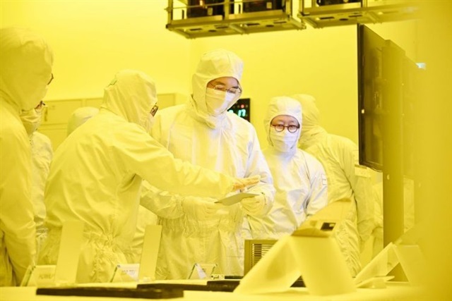 Samsung breaks silence on 12-layer HBM3E validation