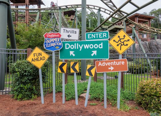 the-dollywood-harvest-festival-is-pure-fall-fun—attractions,-food,-music-&-more