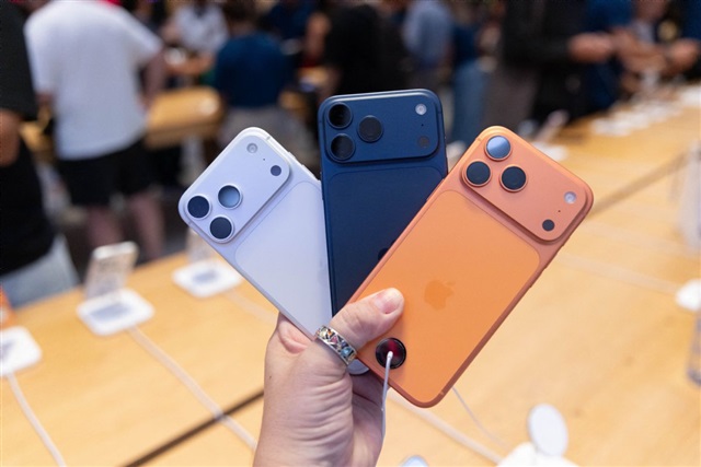 Apple adds third supplier for folded zoom OIS actuators in iPhone