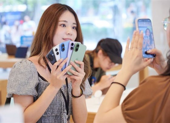 iphone-upgrade-surge-may-boost-taiwan’s-phone-recycling-volume-to-100,000-units-in-2025
