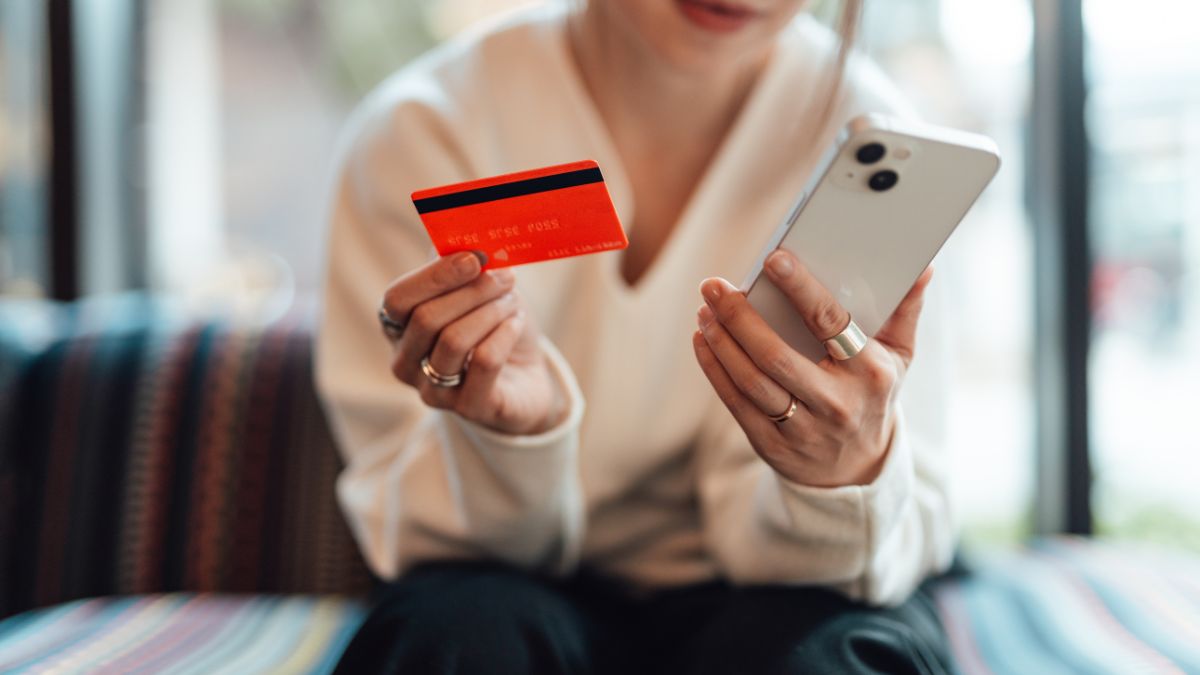 Should You Use Carecredit for Medical Bills? Experts Reveal All