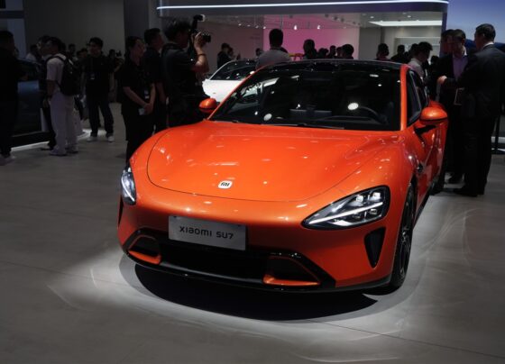 fatal-xiaomi-su7-crash-in-chengdu-reignites-safety-concerns-over-electronic-door-design