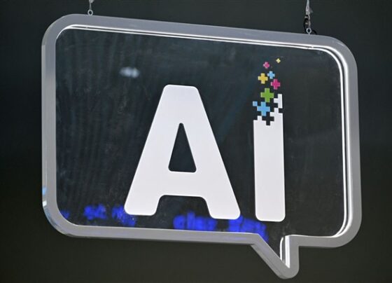 closed-loop-ai-frameworks-may-help-enterprises-address-trust-barriers-in-genai-adoption,-says-research-firm