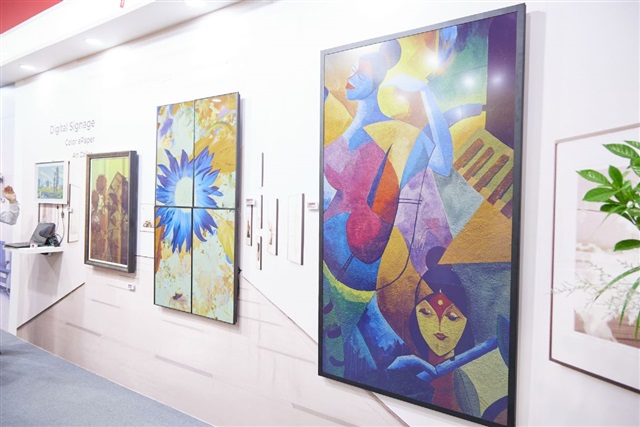 E-paper industry gains momentum as E Ink and Netronix capitalize on color display demand