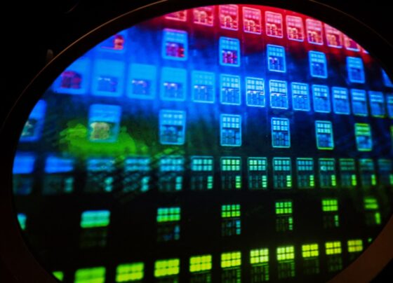 nexperia-meltdown-jolts-auto-industry,-triggers-rush-for-power-devices