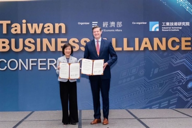 Coupang signs LOI with MOEA to expand Taiwan logistics infrastructure