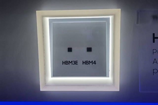 SEDEX 2025: Samsung debuts HBM4; SK Hynix showcases rival design