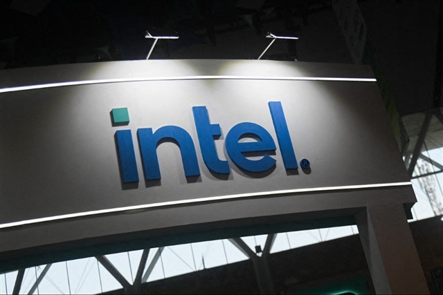Intel sees progress in foundry push, but supply strains linger