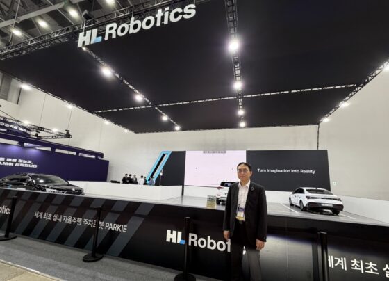 korea’s-thinnest-parking-robot-steals-the-show-at-fix-2025