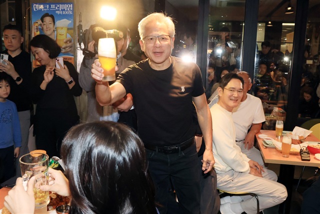 Why SK Hynix skipped the fried chicken and beer summit