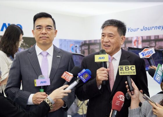 auo-adopts-conservative-4q25-outlook-but-optimistic-for-2026