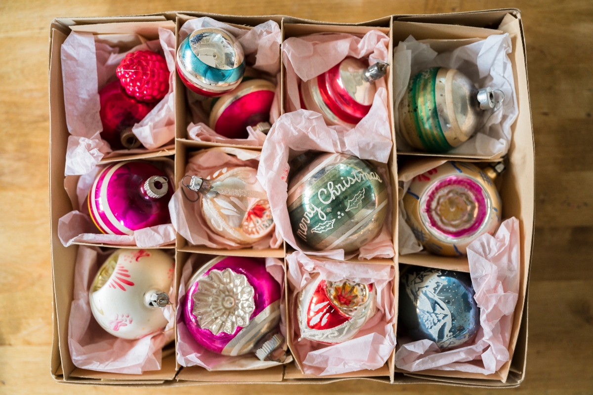 is-your-christmas-tree-hiding-a-fortune?-check-these-vintage-ornaments!