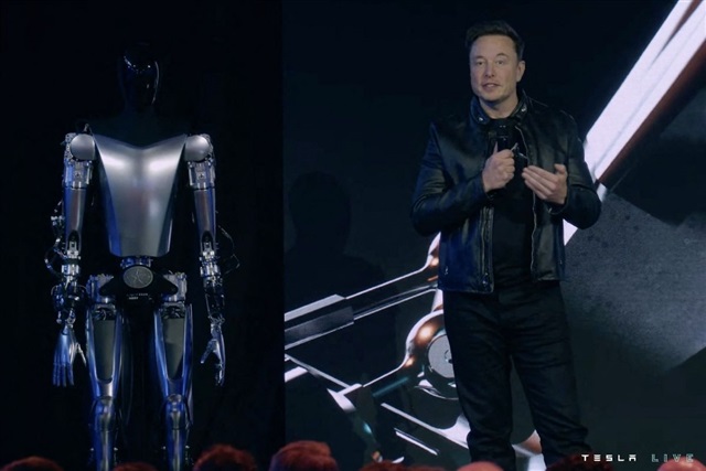 Humanoid robots and AI drive smart factory transformation in auto industry