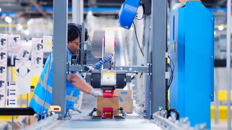 Walmart deploys sensors to boost inventory tracking, AI efforts