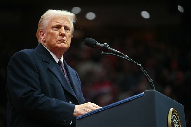Trump prepares Plan B as world awaits Supreme Court hearing