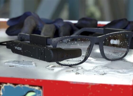 vuzix-eyes-smart-glasses-to-reshape-enterprise-production-methods