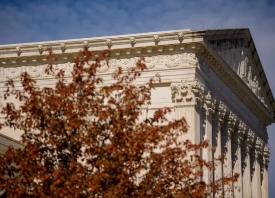 supreme-court-questions-trump’s-tariff-powers-in-landmark-case