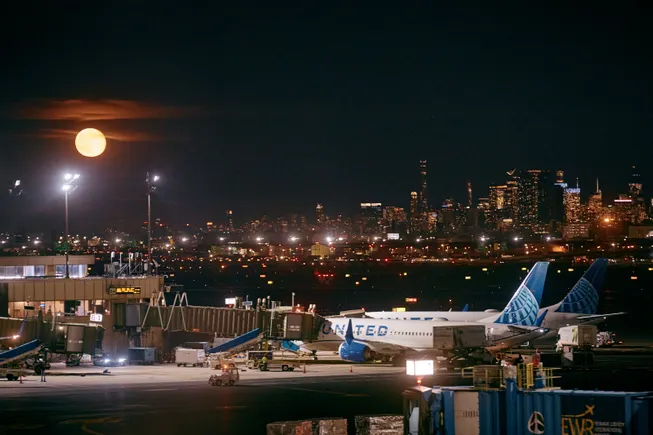 FAA’s air traffic cuts aren’t hampering cargo flows — yet