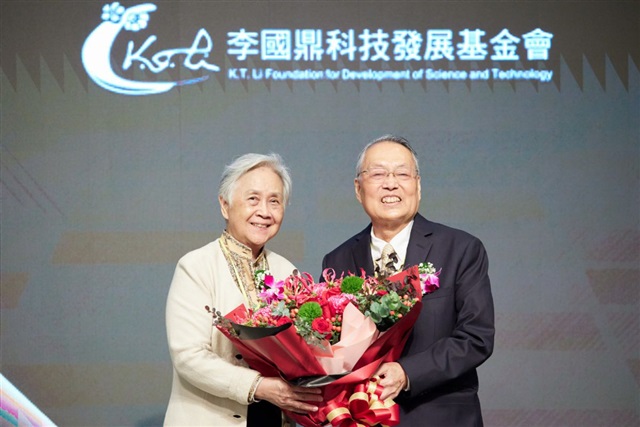 Stan Shih encourages entrepreneurial families for lasting legacy