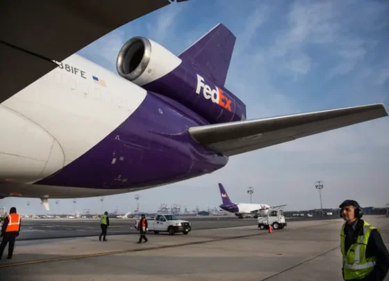 air-cargo-rates-fall-as-top-trade-lanes-see-‘subdued’-peak-season