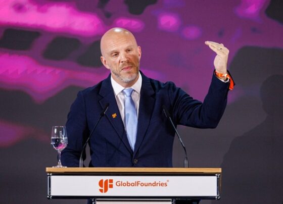 globalfoundries-expands-siph-footprint-with-amf-acquisition-in-singapore