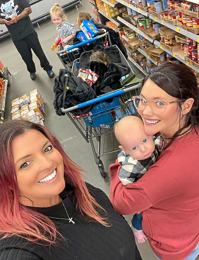 89 Turkeys and a Miracle: Thanksgiving Kindness Brings Hope to Cancer Patients and Families