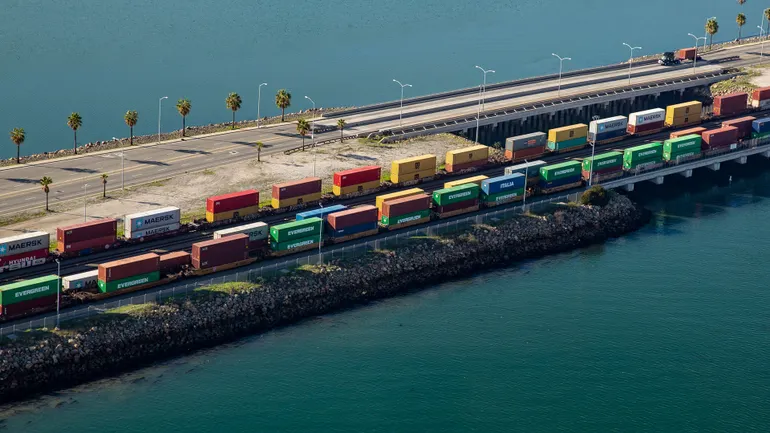 US government shutdown stalls import purchase decisions