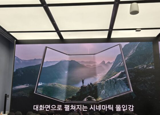 samsung-launches-first-triple-folding-phone-with-10-inch-display