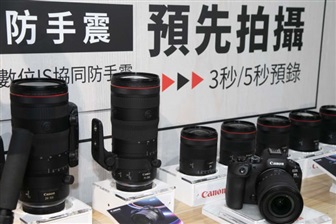 How AI is giving digital cameras a second act