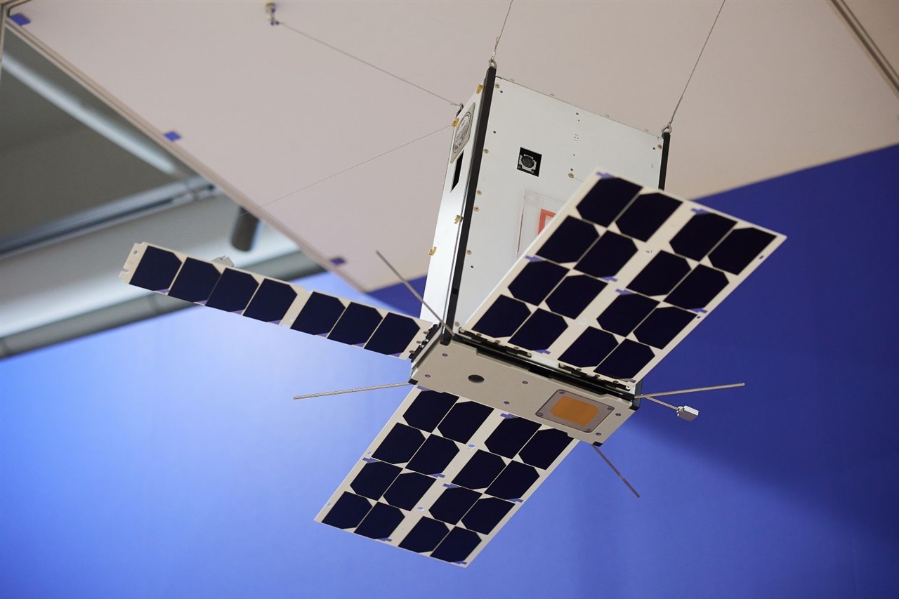 Adoption of LEO satellites in fleet management business