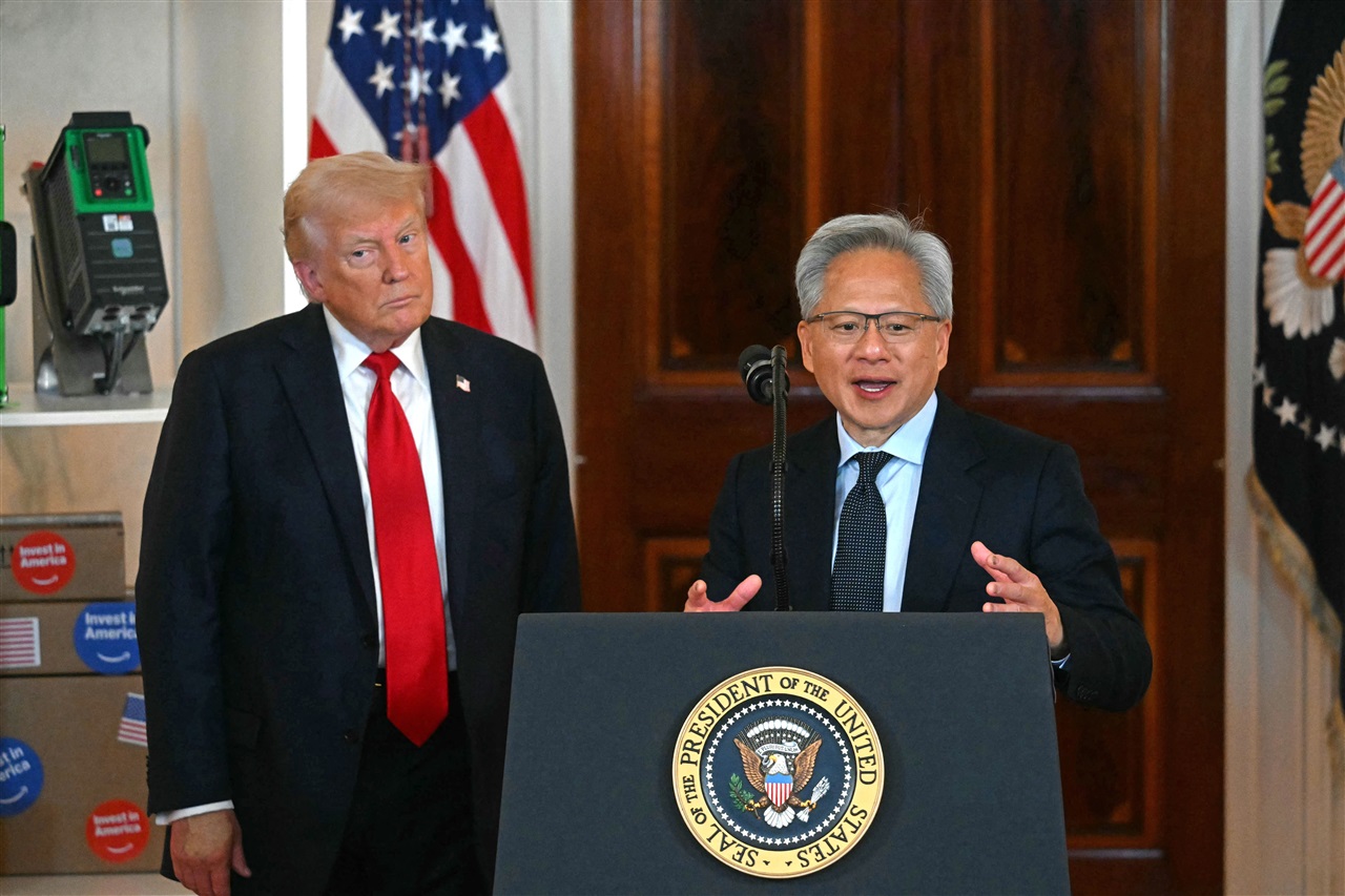 US scrutinizes Nvidia H200 chip exports to China as risks mount