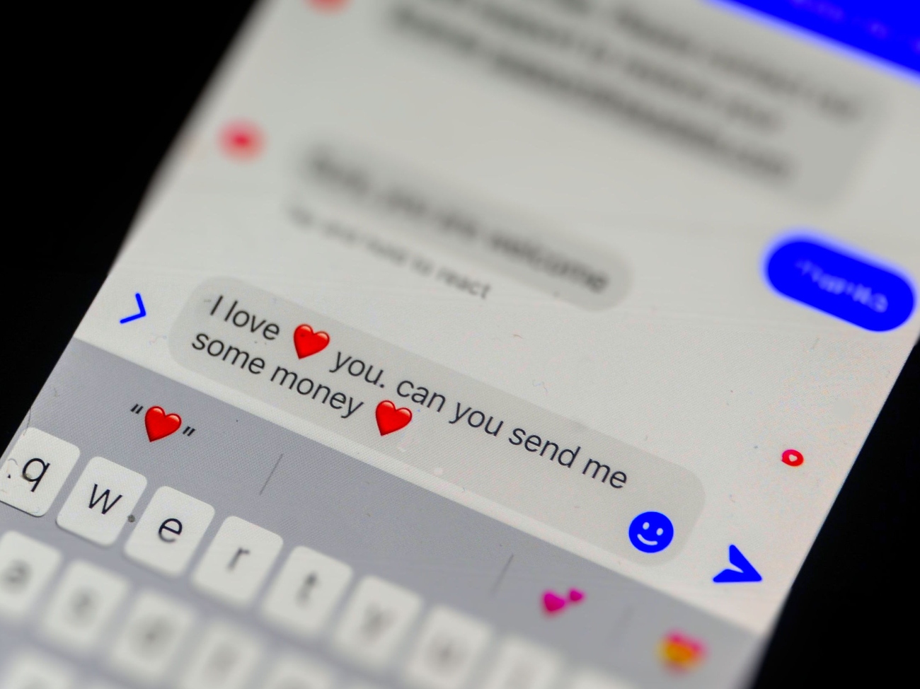 Reddit’s Best Advice for Helping Victims of Celebrity Romance Scams